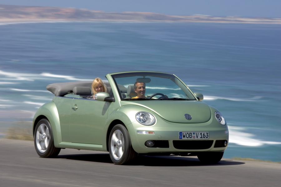  Volkswagen New Beetle Cabriolet 2006 года  (фото 31 из 39)